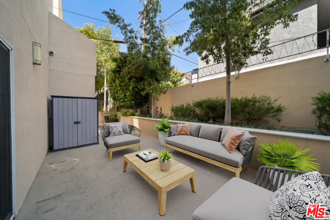 2311 W 10th St #104, Los Angeles, CA 90006