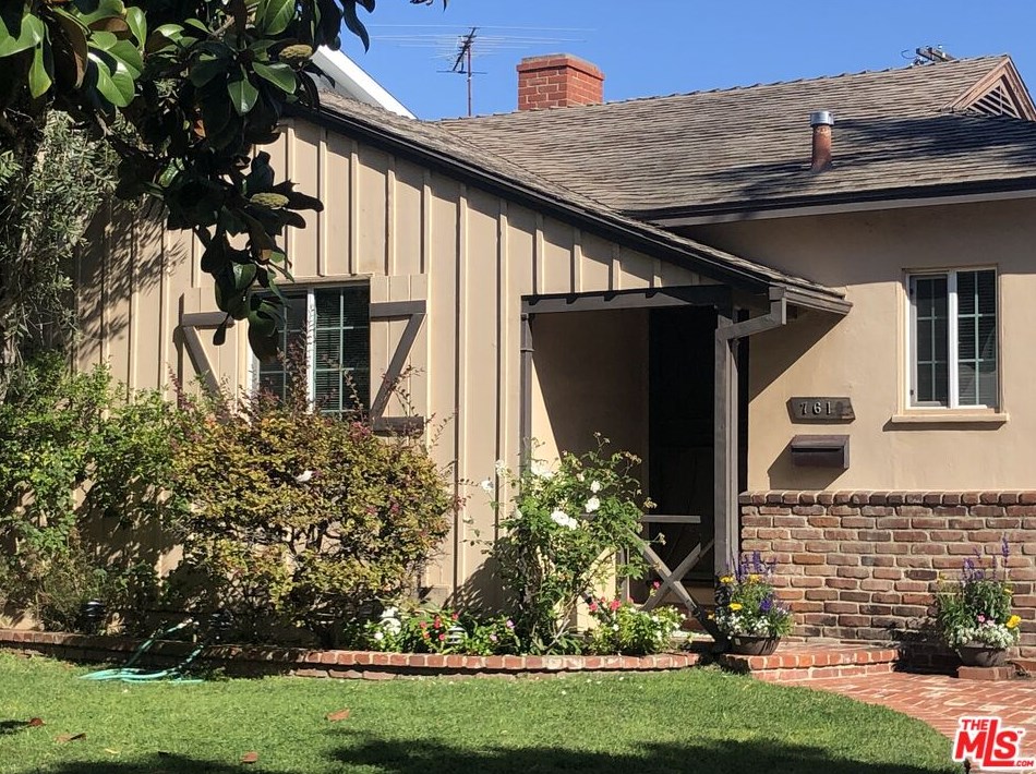 7610 El Manor Ave, Los Angeles, CA 90045-1353