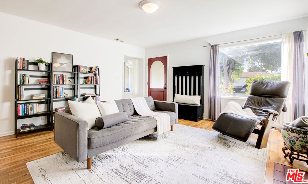 11510 Barman Ave, Los Angeles, CA 90230-5137