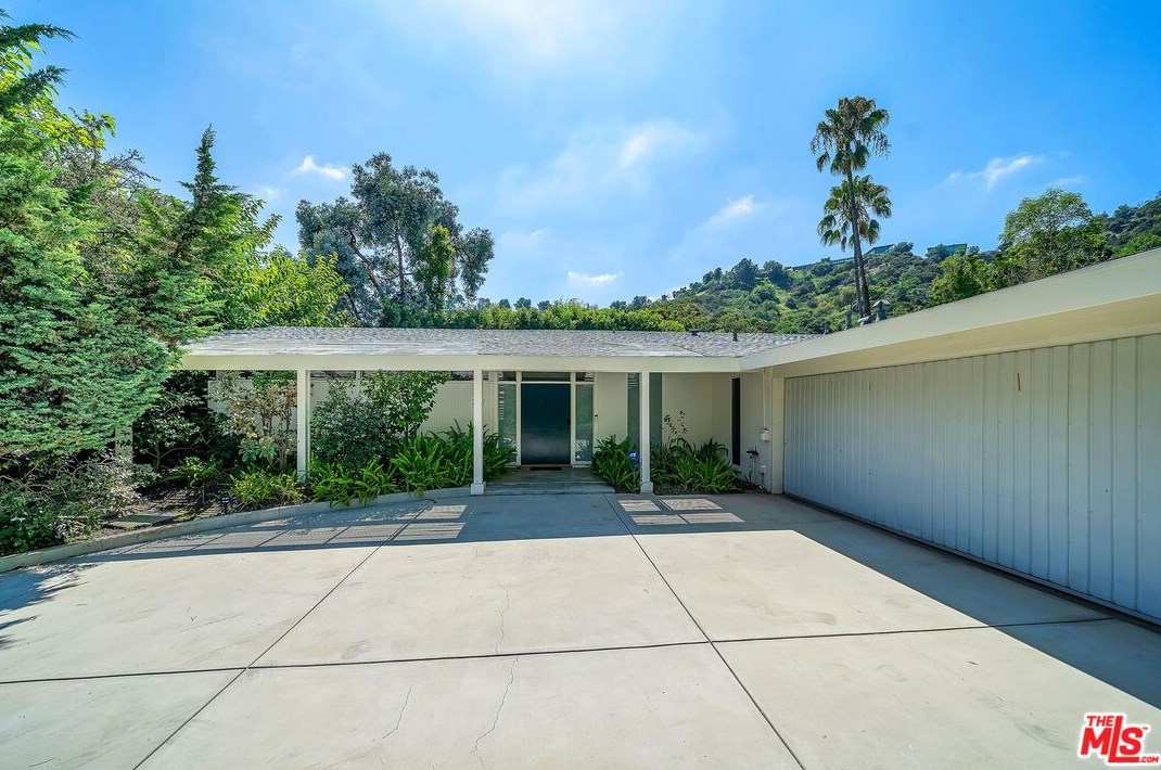 2647 Laurel Pass, Los Angeles, CA 90046-1012