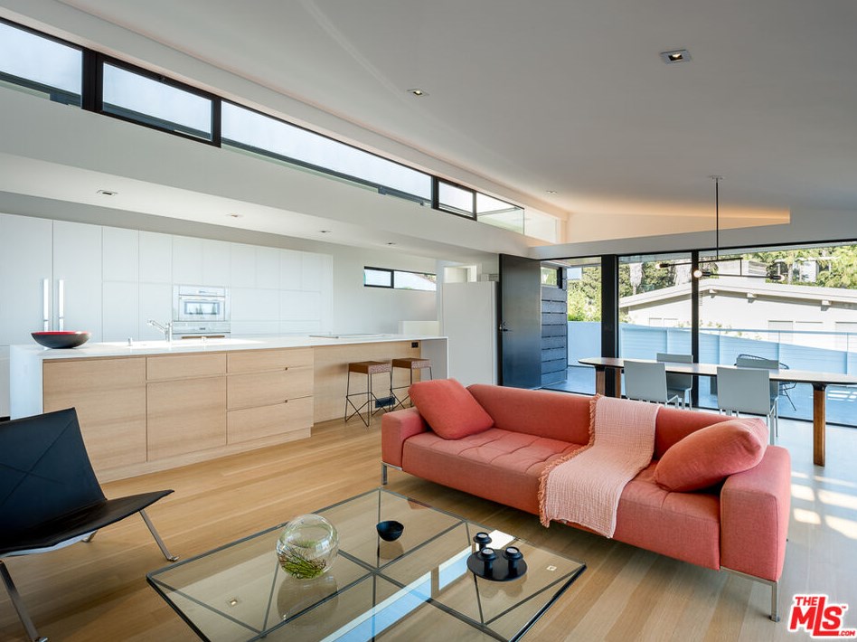 6312 Quebec Dr, Los Angeles, CA 90068