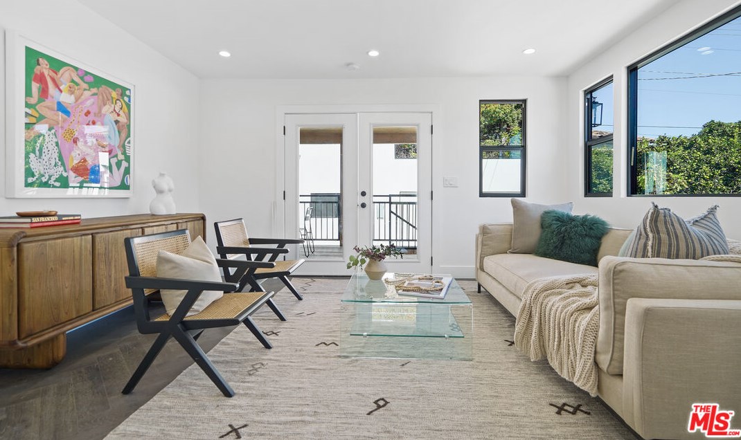 2346 Overland Ave, Los Angeles CA  90064-2210 exterior