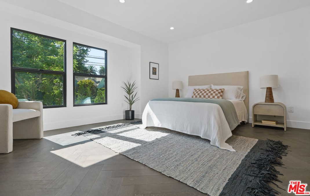 2346 Overland Ave, Los Angeles CA  90064-2210 exterior