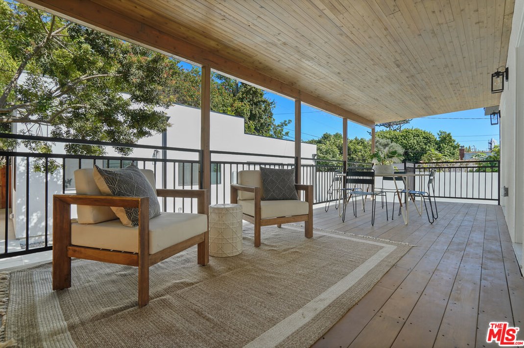 2346 Overland Ave, Los Angeles CA  90064-2210 exterior