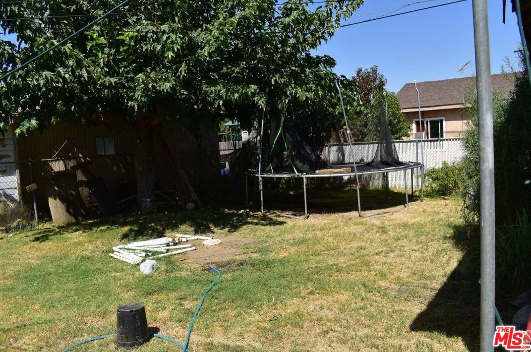 408 Holden St, Arvin, CA 93203