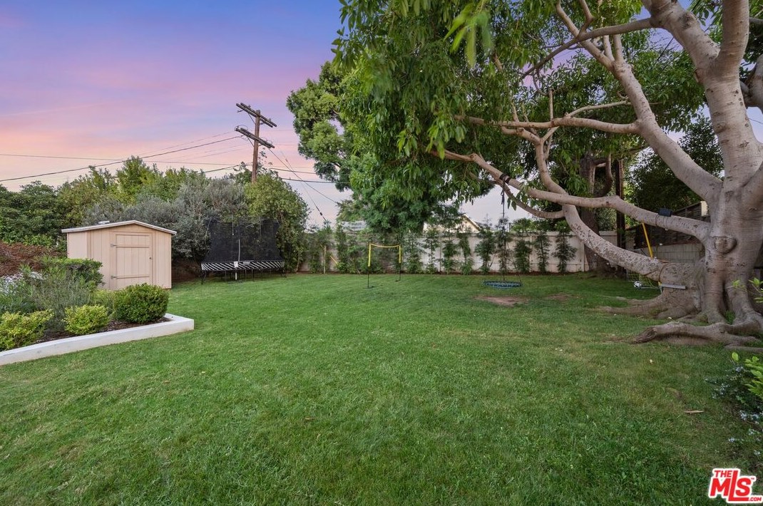 5948 78th St, Los Angeles CA  90045-2942 exterior