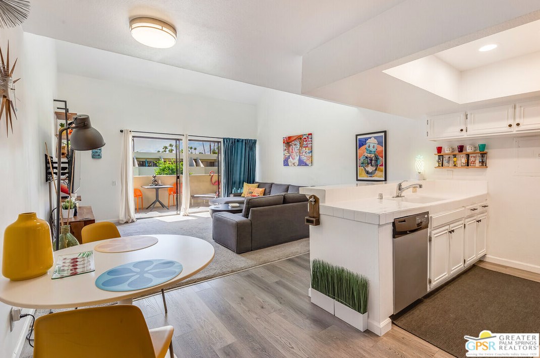 1655 E Palm Canyon Dr #112, Palm Springs, CA 92264