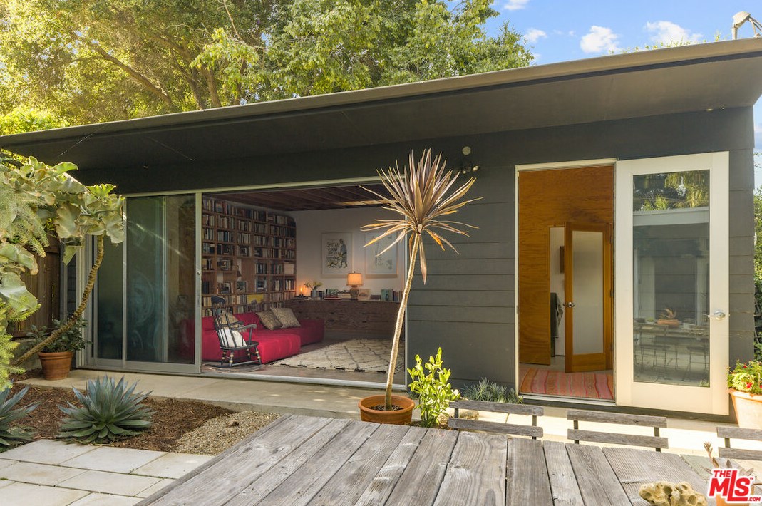 14626 Hilltree Rd, Santa Monica, CA 90402