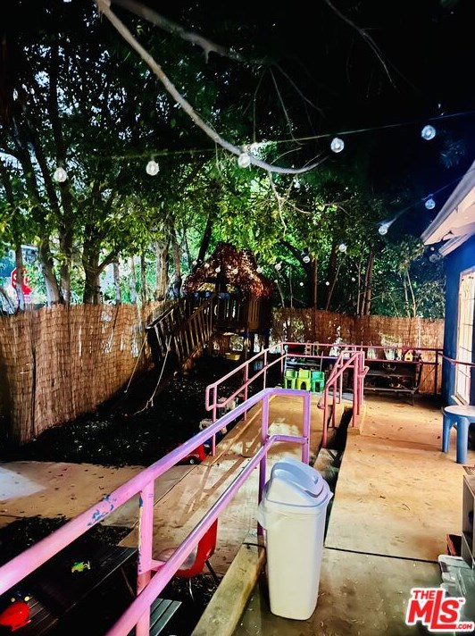 803 N Alfred St, Los Angeles, CA 90069