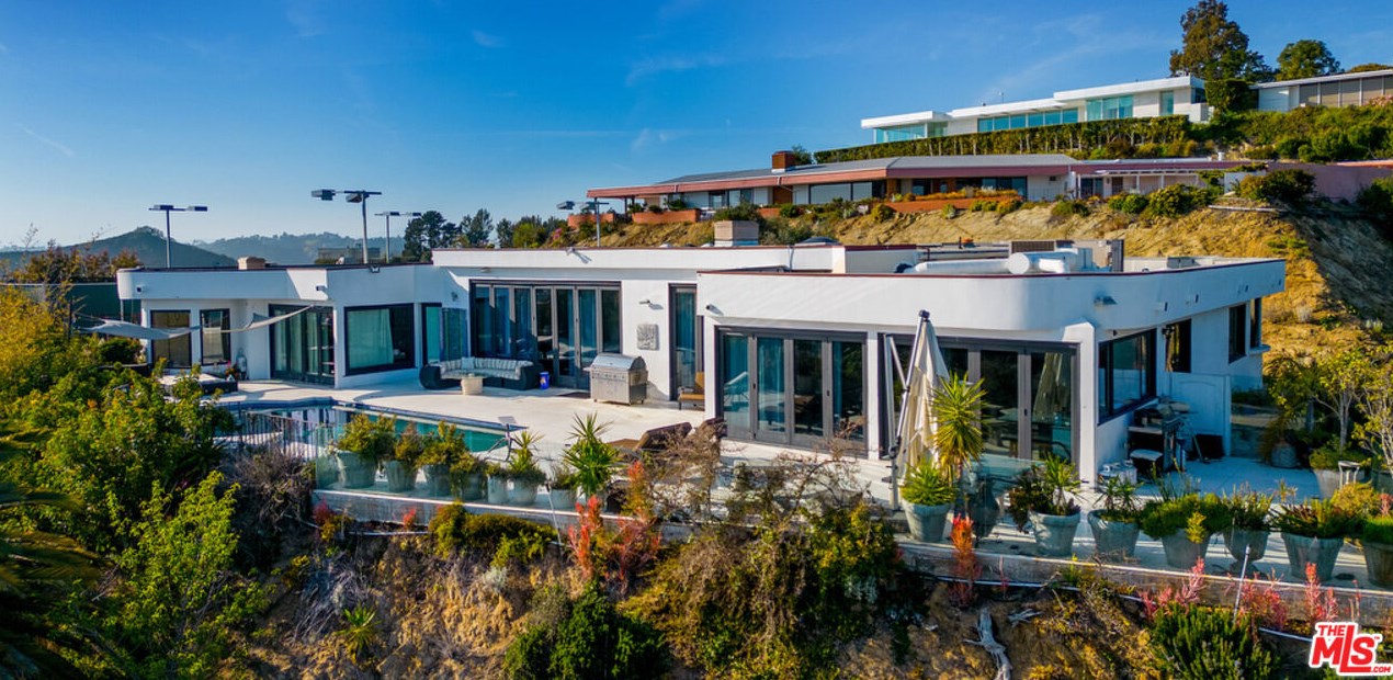 1705 Carla Rdg, Beverly Hills CA  90210-1911 exterior