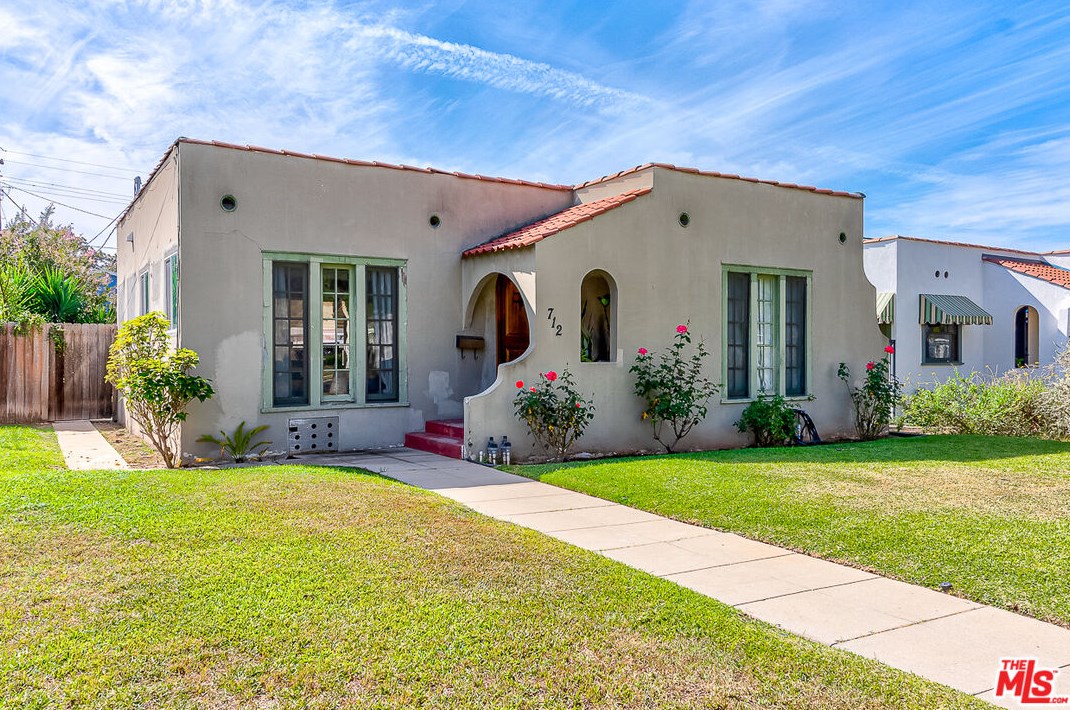 712 W Wilshire Ave, Fullerton, CA 92832