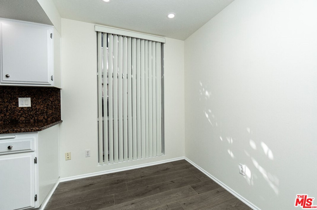 850 Shenandoah St, Los Angeles CA  90035-1789 exterior