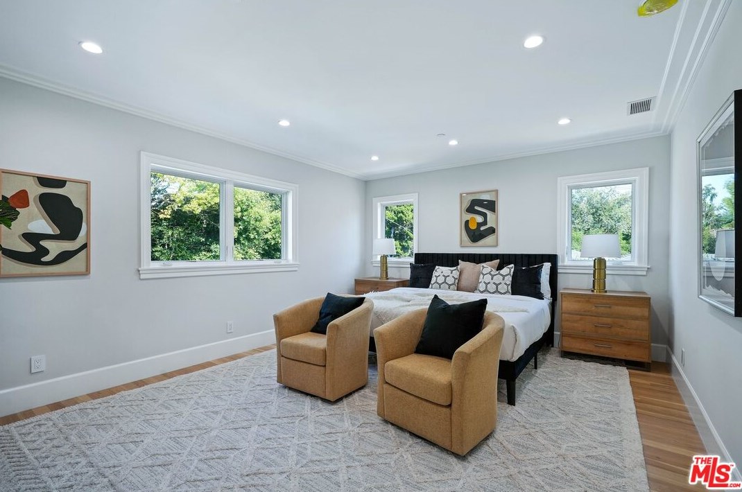 9717 Beverlywood St, Los Angeles CA  90034-1826 exterior