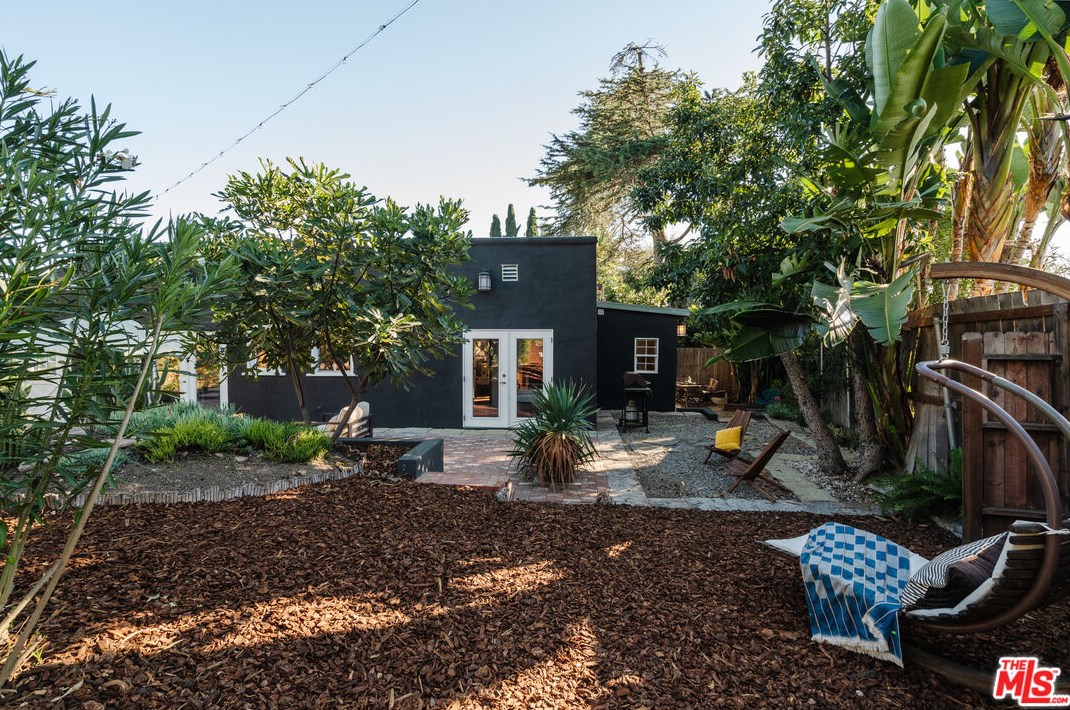 3831 Clayton Ave, Los Angeles, CA 90027-4719