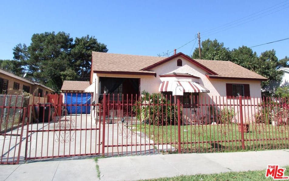 12023 Belhaven St, Los Angeles, CA 90059-2832