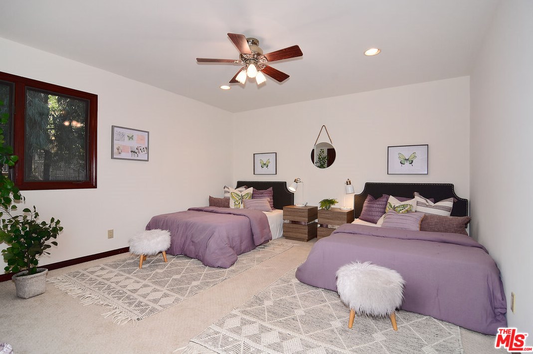 4112 Nogales Dr, Los Angeles CA  91356-5114 exterior