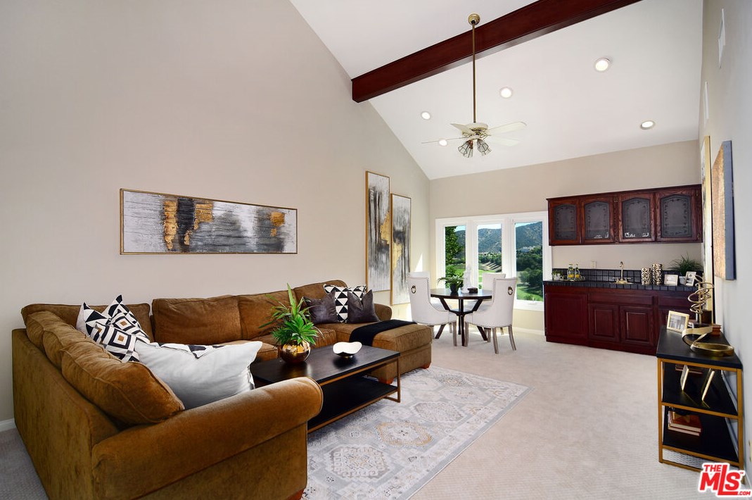 4112 Nogales Dr, Los Angeles CA  91356-5114 exterior