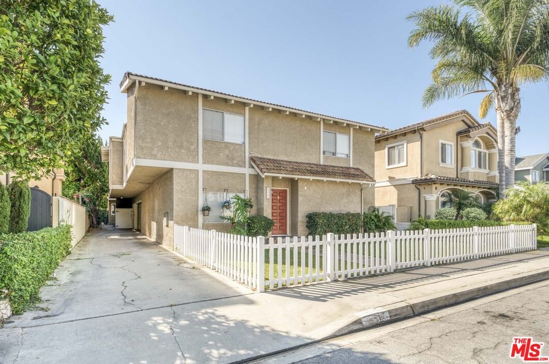 2312 Ruhland Ave #3, Redondo Beach, CA 90278