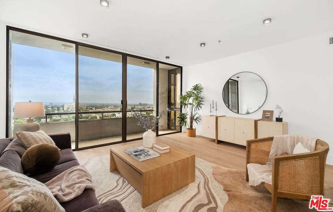 10660 Wilshire Blvd #1208, Los Angeles, CA 90024