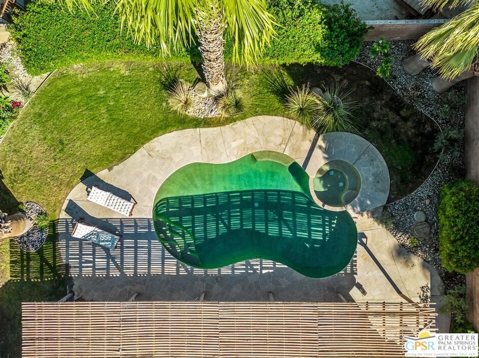 69858 Brookview Way, Cathedral City CA  92234-2505 exterior