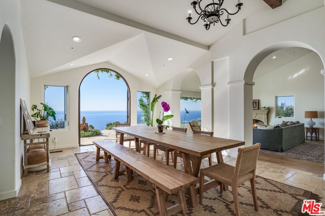 31536 Anacapa View Dr, Malibu, CA 90265-2604