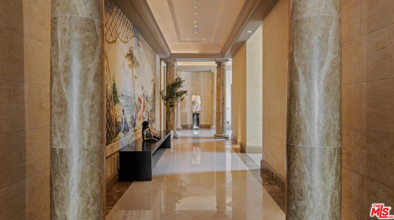 10651 Chalon Rd, Los Angeles CA  90077-3312 exterior