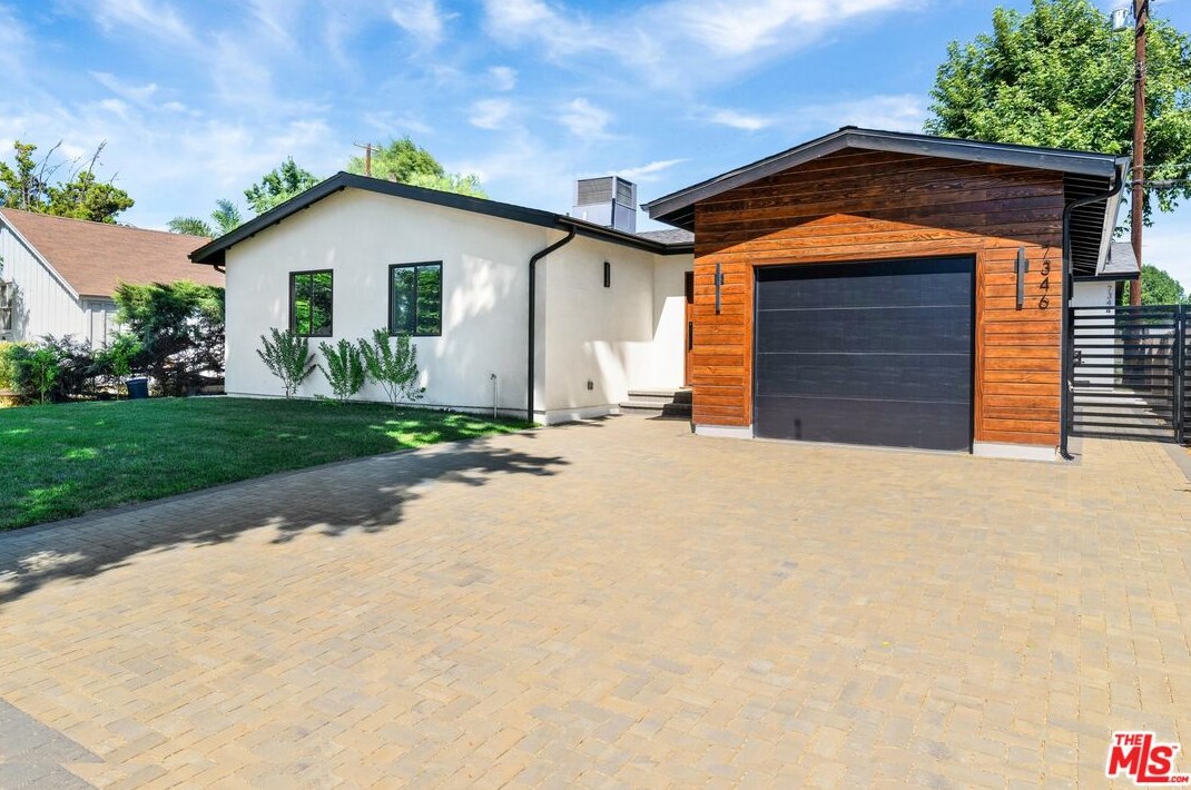 7346 Ostrom Ave, Van Nuys, CA 91406