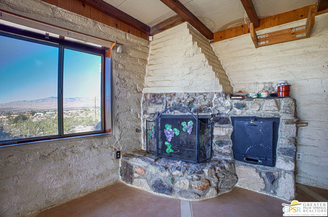 12280 Miracle Hill Rd, Desert Hot Springs, CA 92240