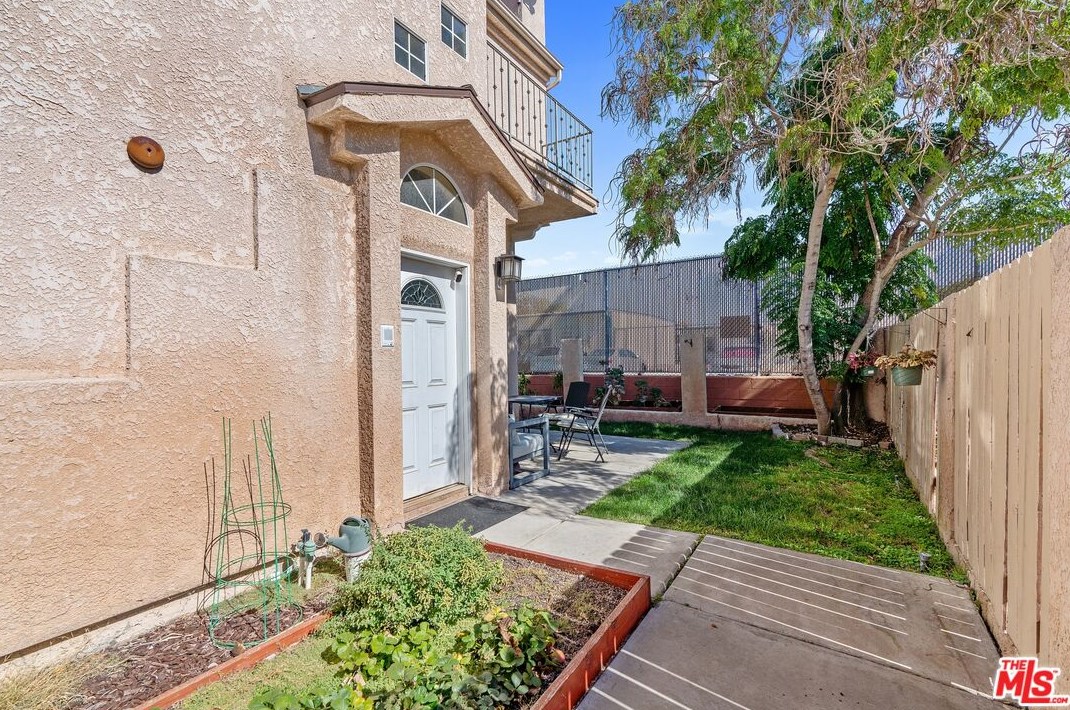 15616 Freeman Ave #c, Lawndale, CA 90260