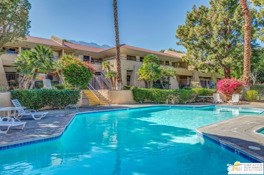 2810 N Arcadia Ct #117, Palm Springs, CA 92262