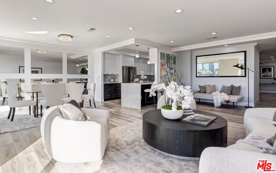 450 S Maple Dr #404, Beverly Hills, CA 90212