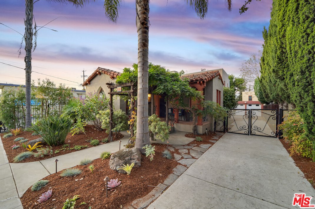 604 Oakes Blvd, San Leandro, CA 94577