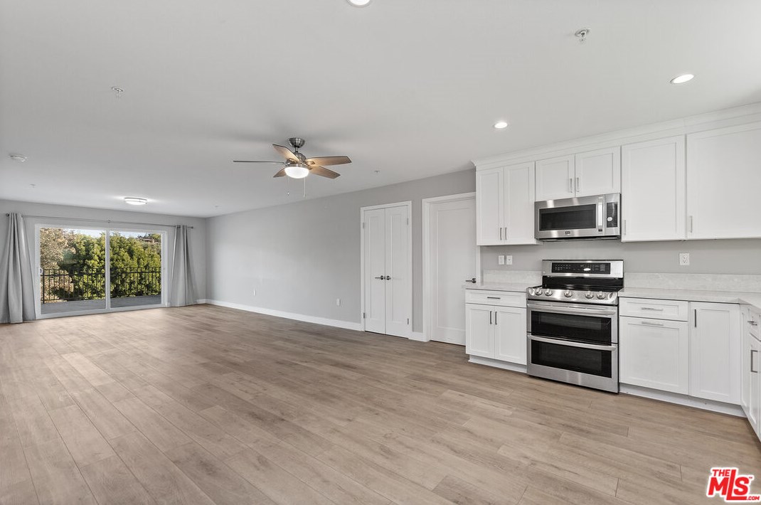 6433 Kanan Dume Rd, Malibu CA  90265-4002 exterior