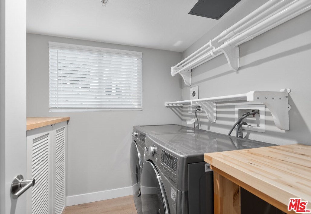 6433 Kanan Dume Rd, Malibu CA  90265-4002 exterior