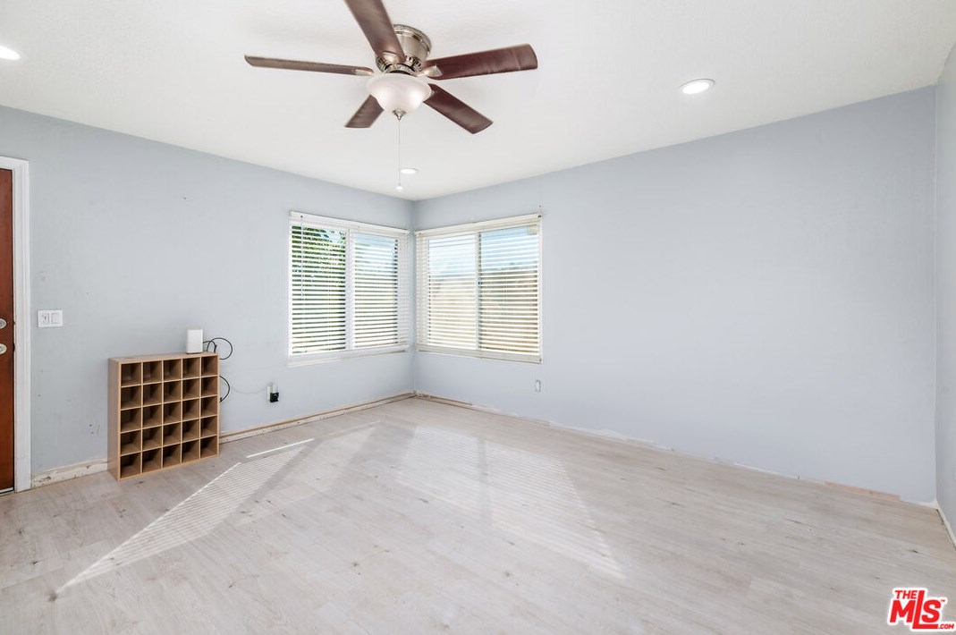 535 N Beech St #17, Escondido, CA 92025