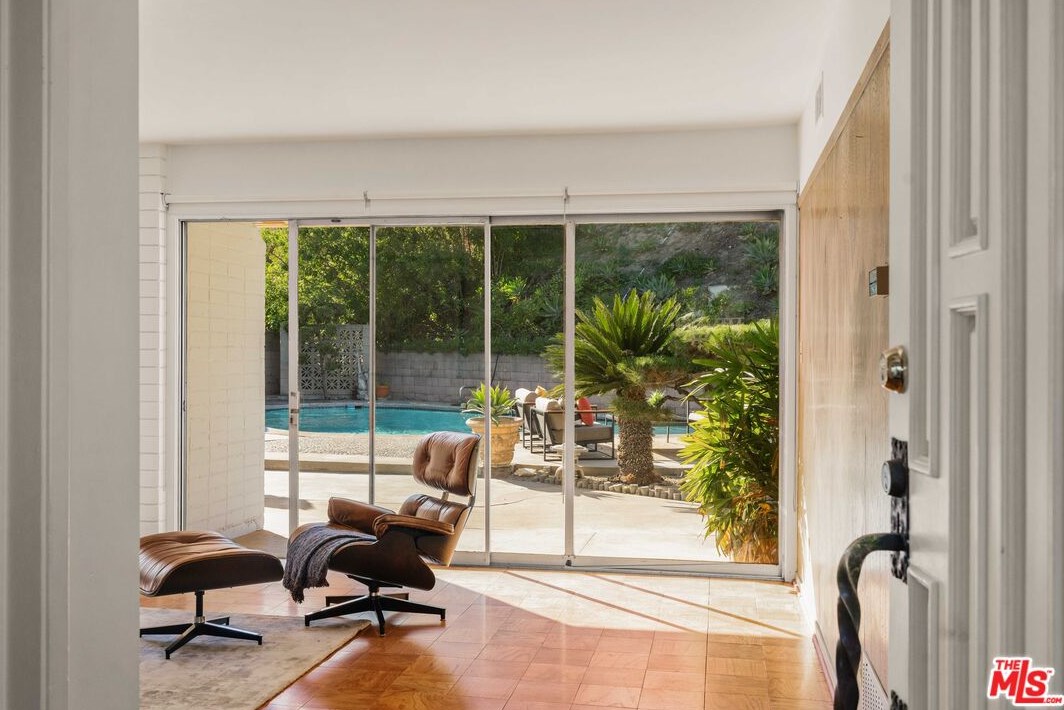 1415 Sunrise Dr, Monterey Park, CA 91754-3703