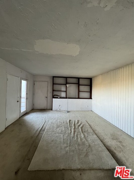 2144 Beech Knoll Rd, Los Angeles CA  90046-1518 exterior