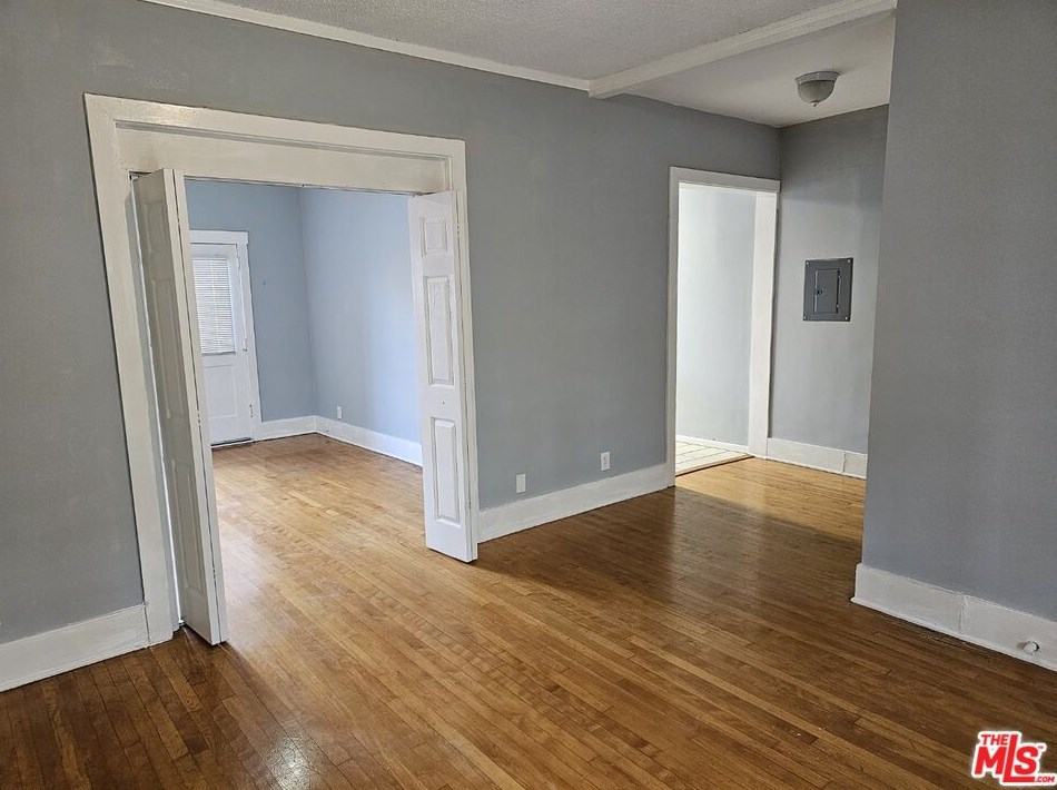 4125 S Figueroa St #107, Los Angeles, CA 90037