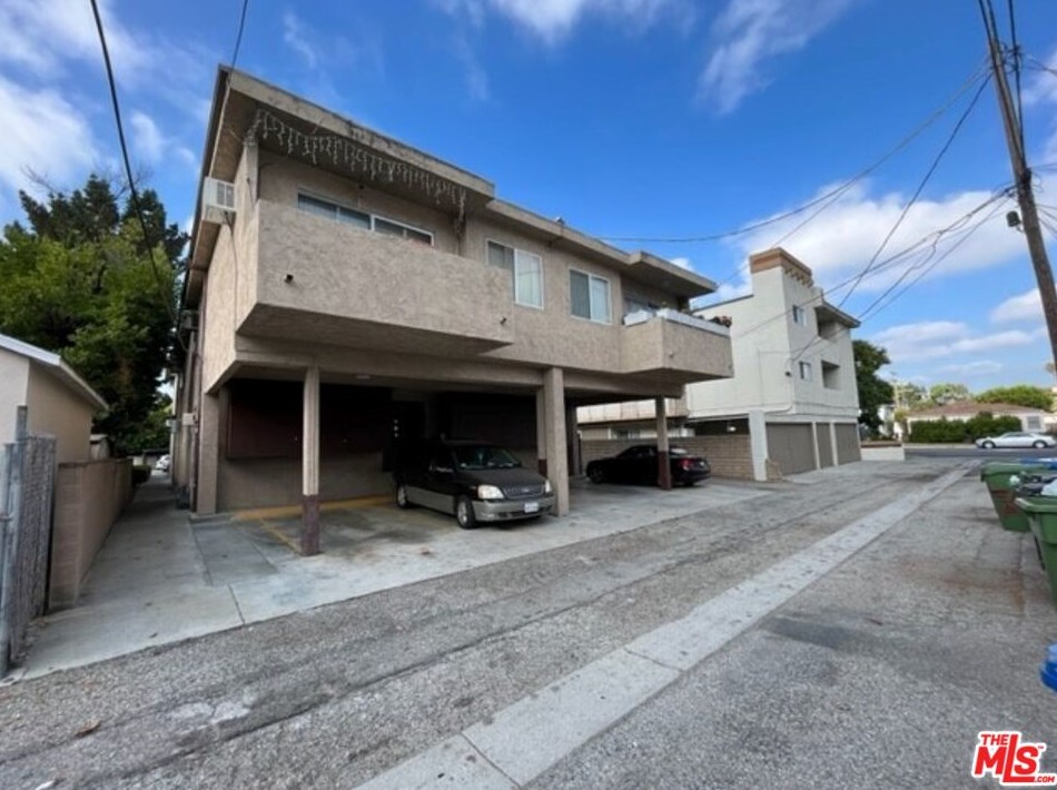 2610 Bundy Dr, Los Angeles, CA 90064-3540