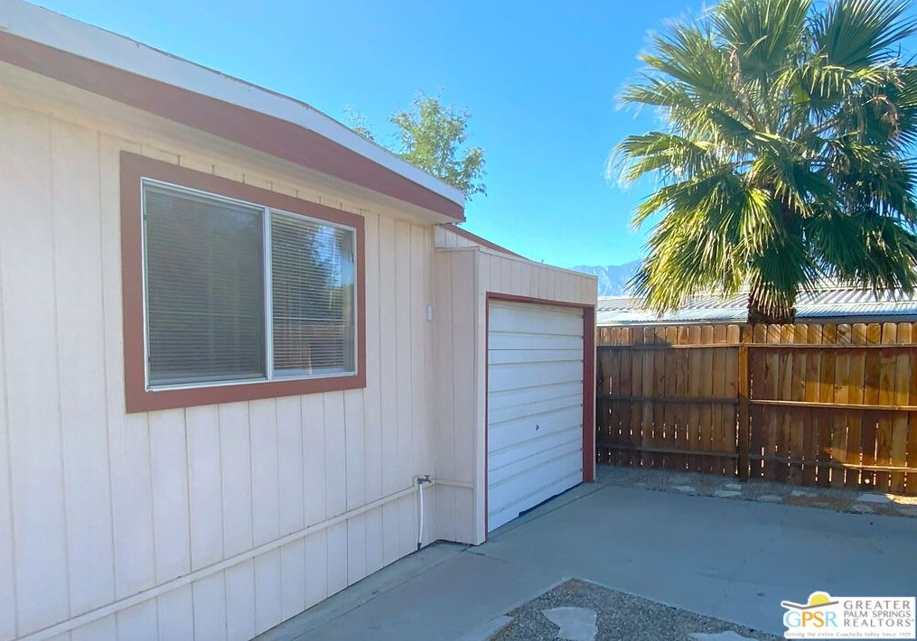 69381 Crestview Dr, Desert Hot Springs CA  92241-8231 exterior