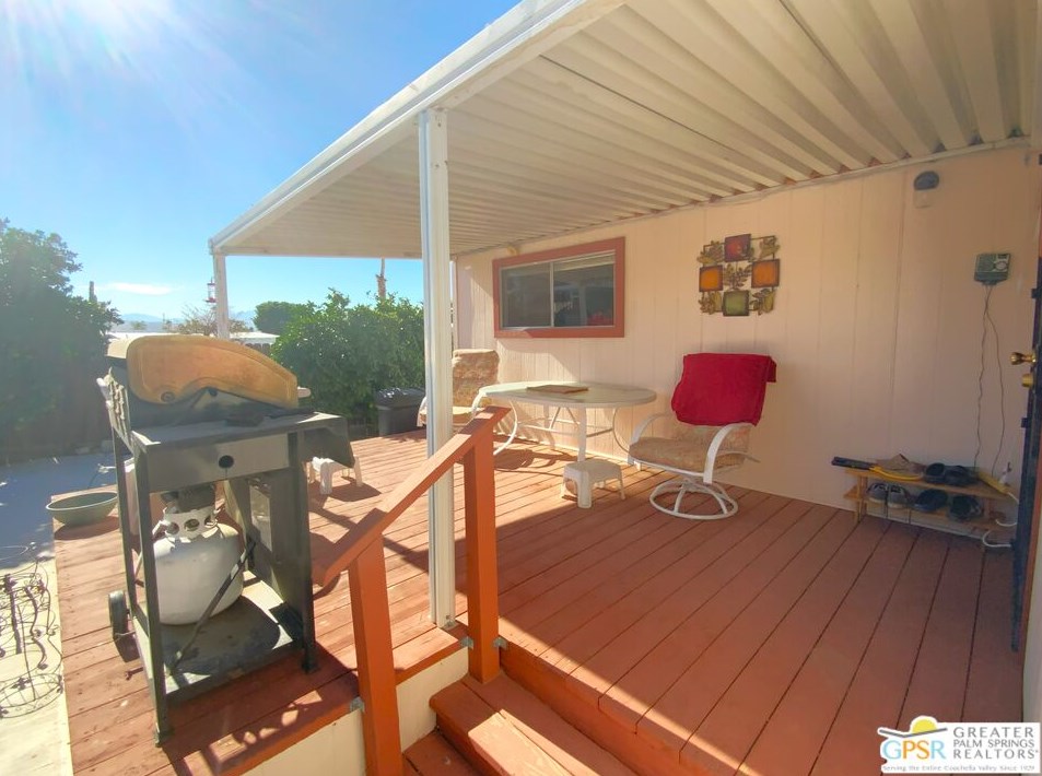 69381 Crestview Dr, Desert Hot Springs CA  92241-8231 exterior