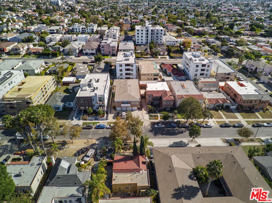 1546 Hayworth Ave, Los Angeles CA  90035-3945 exterior