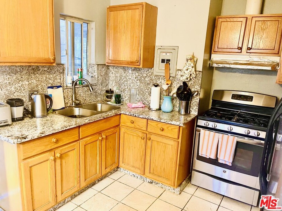 2668 Marengo St, Los Angeles CA  90033-2028 exterior
