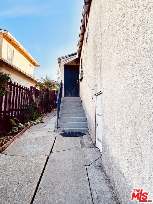 2668 Marengo St, Los Angeles CA  90033-2028 exterior