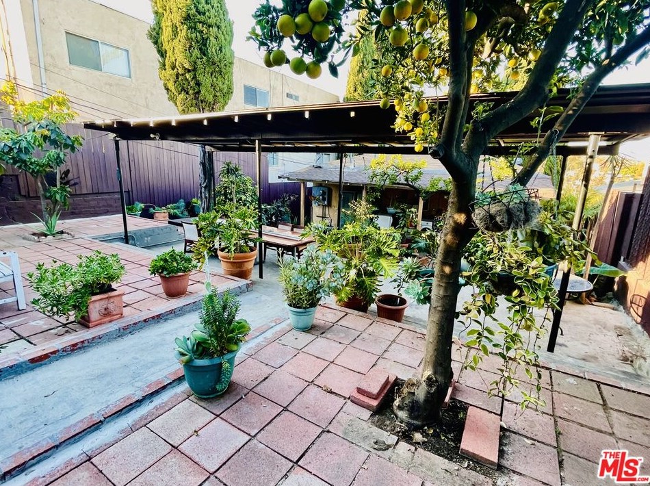 2668 Marengo St, Los Angeles CA  90033-2028 exterior