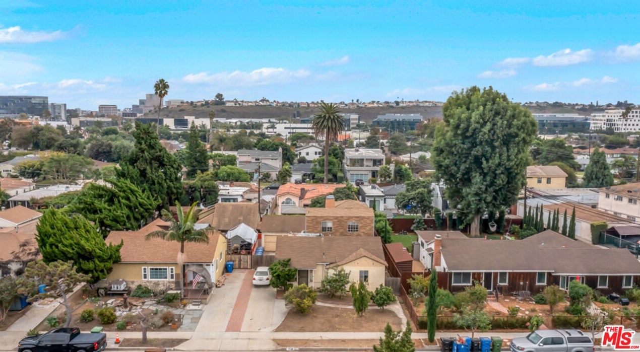 11946 Aneta St, Los Angeles, CA 90230-6203