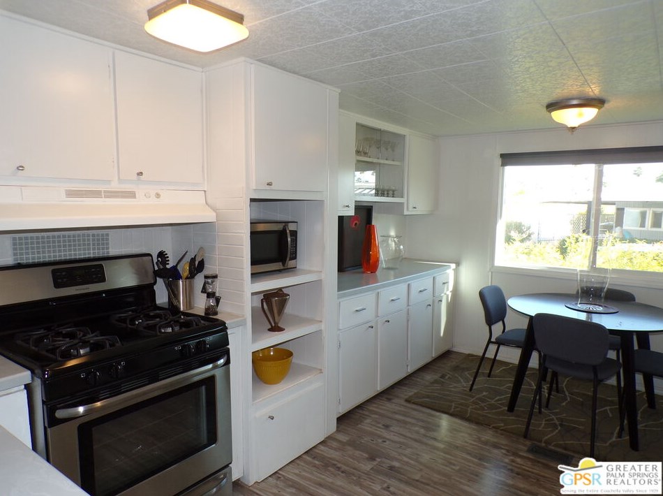 4 Araby St, Palm Springs, CA 92264