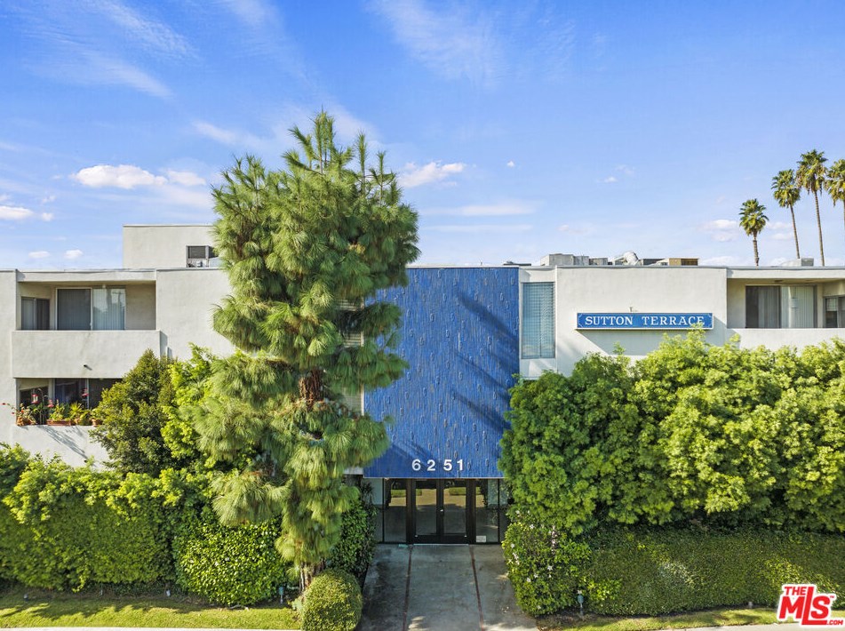 6251 Coldwater Canyon Ave #207, North Hollywood, CA 91606