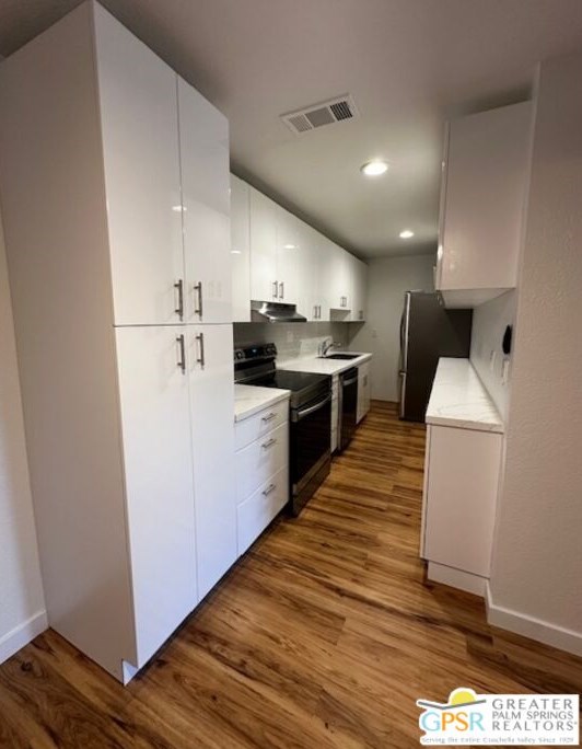 2822 N Auburn Ct #204, Palm Springs, CA 92262