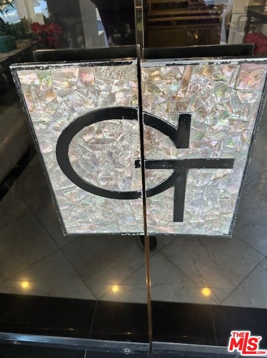 1333 Beverly Glen Blvd, Los Angeles CA  90024-5246 exterior